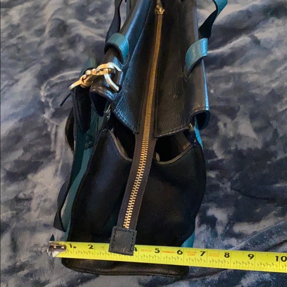 Kate Spade Saturday satchel style Purse - Picture 6 of 7